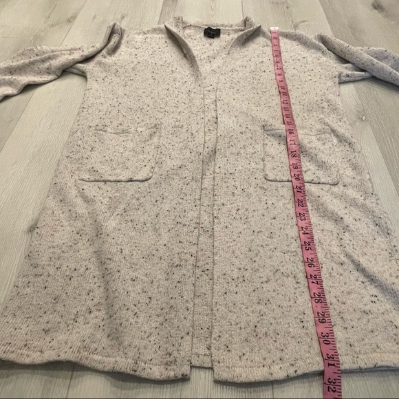 Lumiere Ivory Open Long Sleeve Sweater Size Medium - Picture 6 of 9